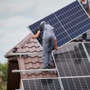 Instalare-panou-fotovoltaic-solar-electricup-2024